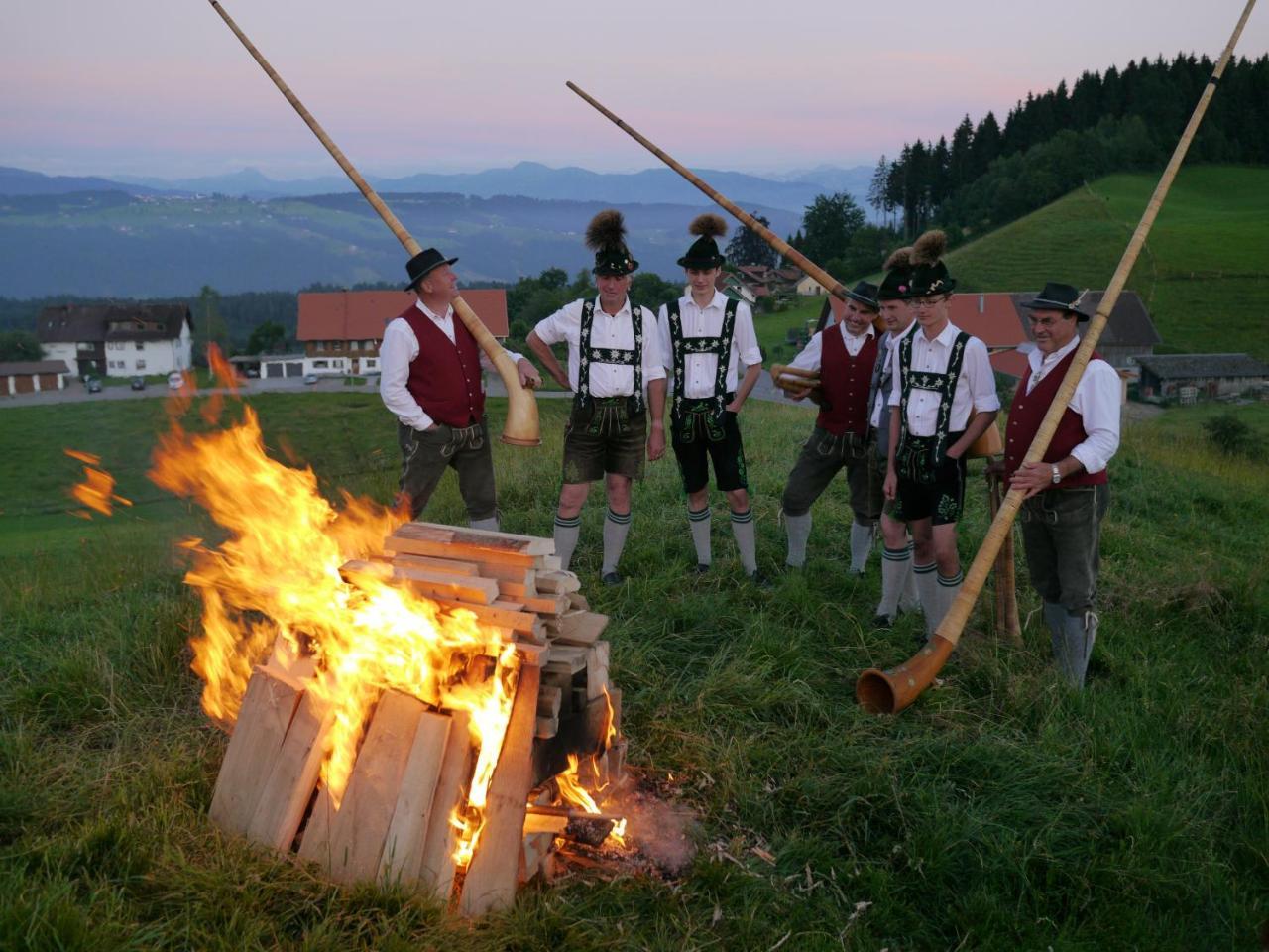 Hotel Alpenrose Gut Schlafen & Fruehstuecken Шайдег Екстериор снимка